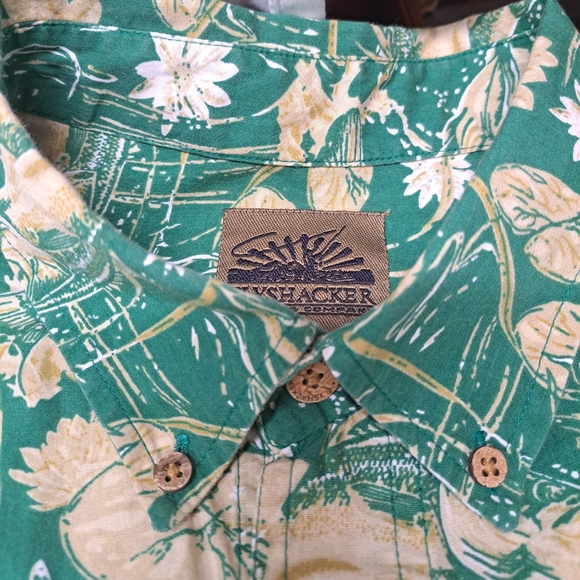 Flyshacker Men's Fish Shirt size large - Picture 3 of 8